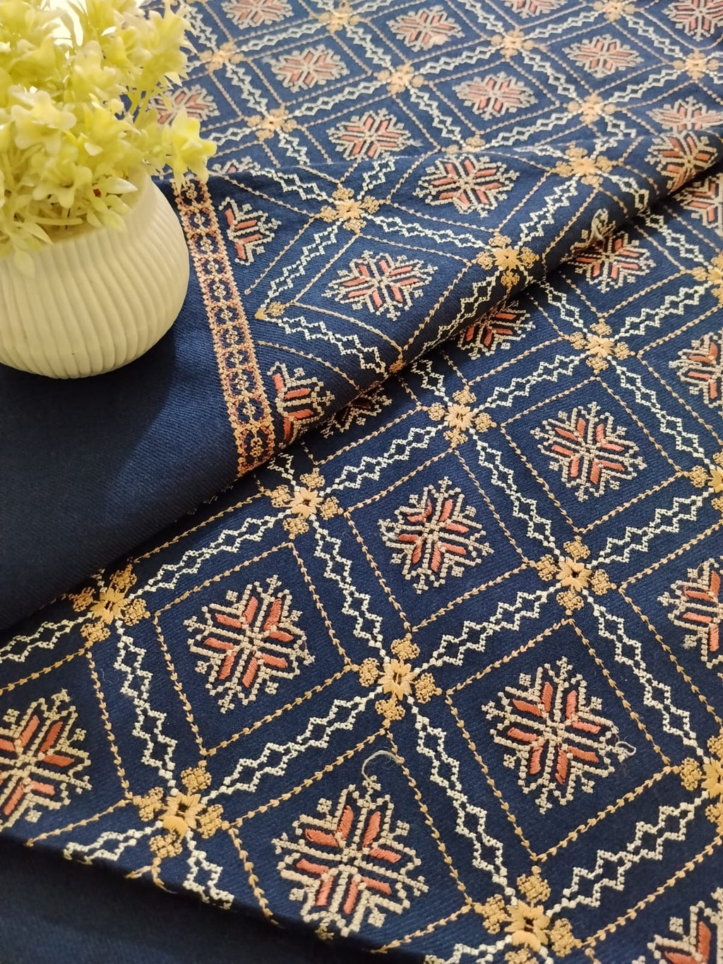 Cross Stitch Art Shawl (B637)