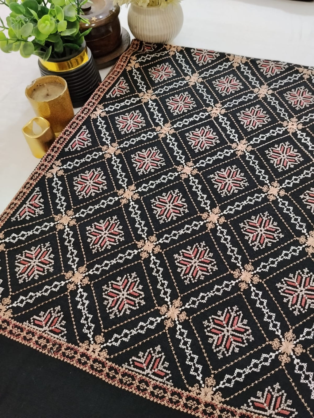 Cross Stitch Art Shawl (B637)