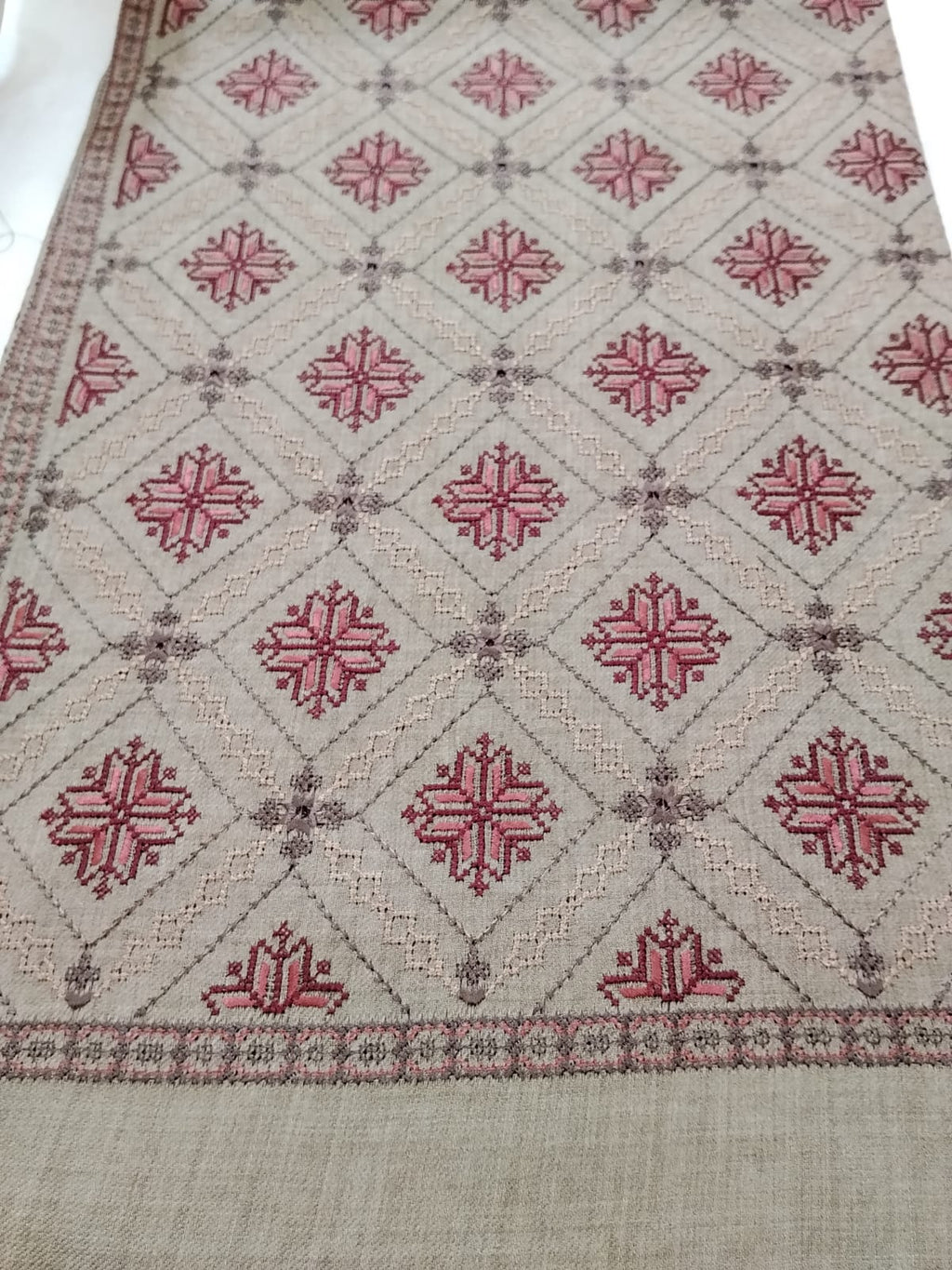 Cross Stitch Art Shawl (B637)