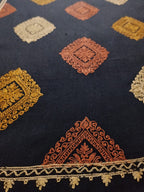 Naqsh-e-Aari Shawl(AR-604)