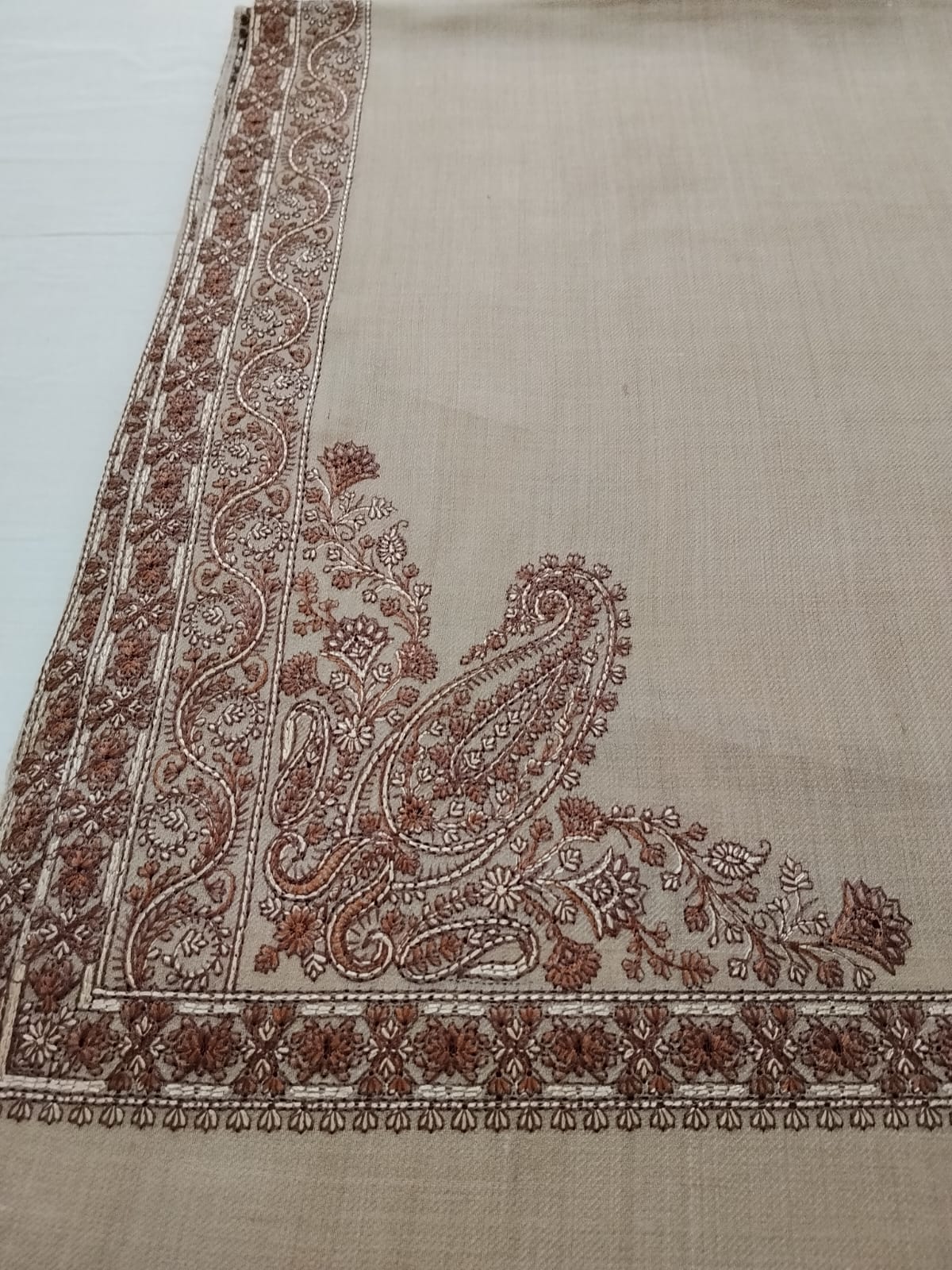 Gul-e-Kashmir(B628)