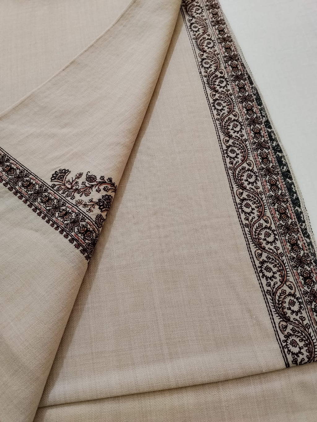 Gul-e-Kashmir(B628)