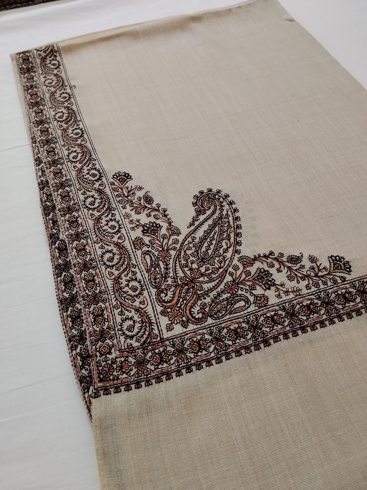 Gul-e-Kashmir(B628)